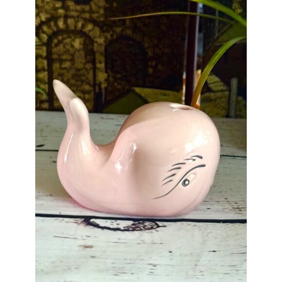 Vintage A. Georgewood Creation Ceramic Whale Figurine w/Glossy Glaze - Picture 2 of 9